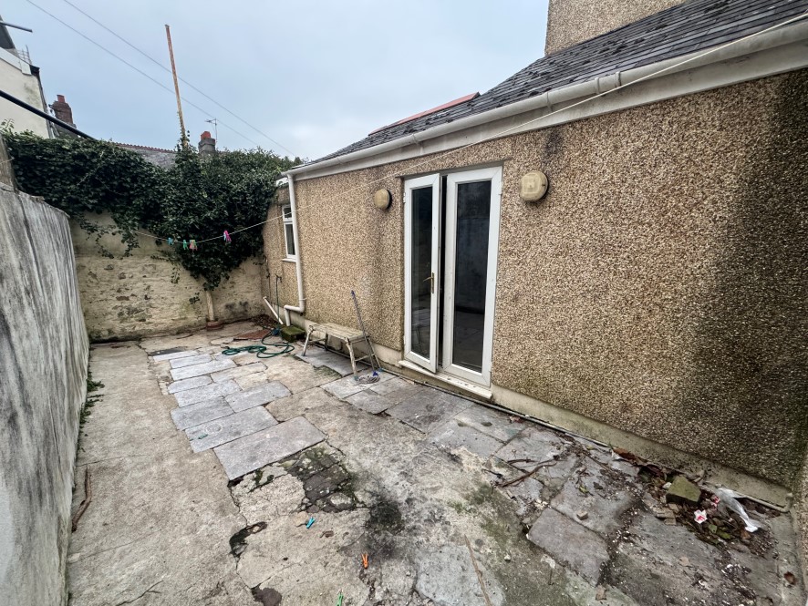 135 Healy Place, Stoke, Plymouth, Devon PL2 1BD