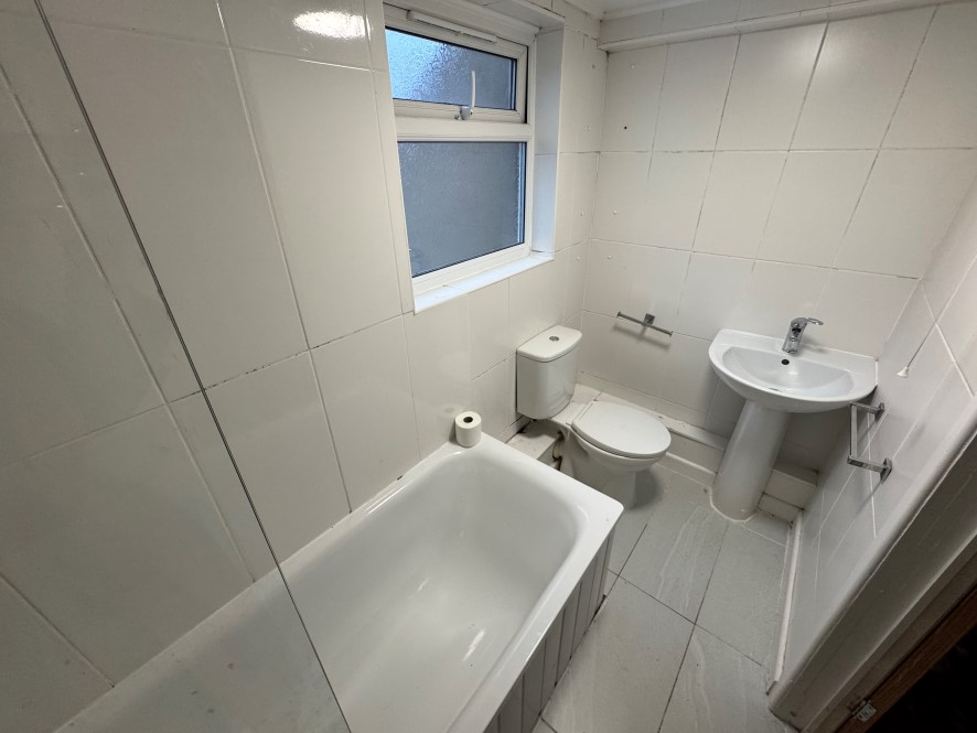 135 Healy Place, Stoke, Plymouth, Devon PL2 1BD