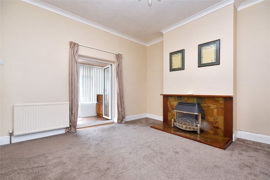 2 Warren Farm Cottages, Micklefield, Leeds, Leeds, West Yorkshire LS25 4BS