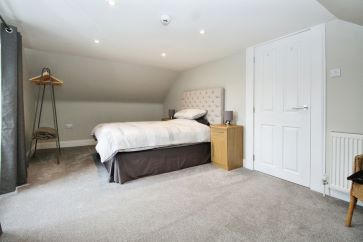 Drumlithie Inn,, Station Road, Drumlithie, Stonehaven, Kincardineshire AB39 3YT