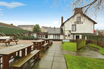 Drumlithie Inn,, Station Road, Drumlithie, Stonehaven, Kincardineshire AB39 3YT