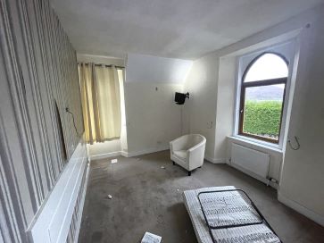 Loch Linnhe House, Achintore Road, Fort William PH33 6RW