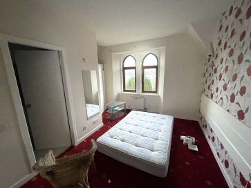 Loch Linnhe House, Achintore Road, Fort William PH33 6RW