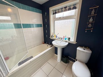 Scrantastic, 40, 40A & 40b  St Cuthbert Street, Kirkcudbright, Dumfries and Galloway DG6 4HZ