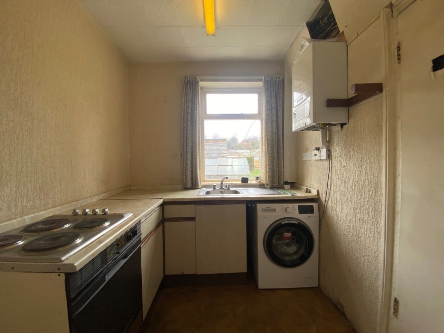 32 Valley Road, Chesterfield, Derbyshire, S41 0HA