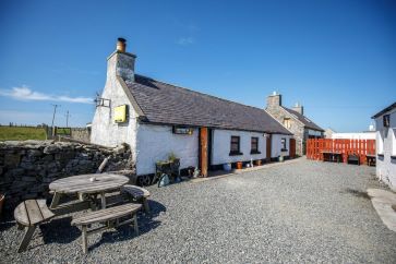 Cross Inn, Cross, Isle of Lewis HS2 0SN