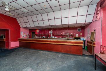 The Royal Hotel, 63 Broad Street, Fraserburgh, Aberdeenshire AB43 9AU