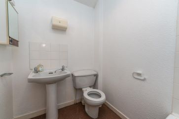 The Royal Hotel, 63 Broad Street, Fraserburgh, Aberdeenshire AB43 9AU