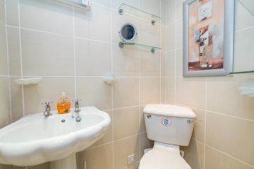 The Royal Hotel, 63 Broad Street, Fraserburgh, Aberdeenshire AB43 9AU