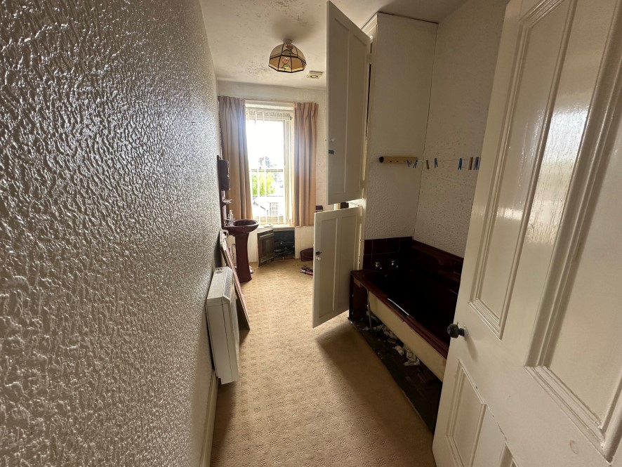 9-11 College Street, Ammanford, Carmarthenshire SA18 3AB