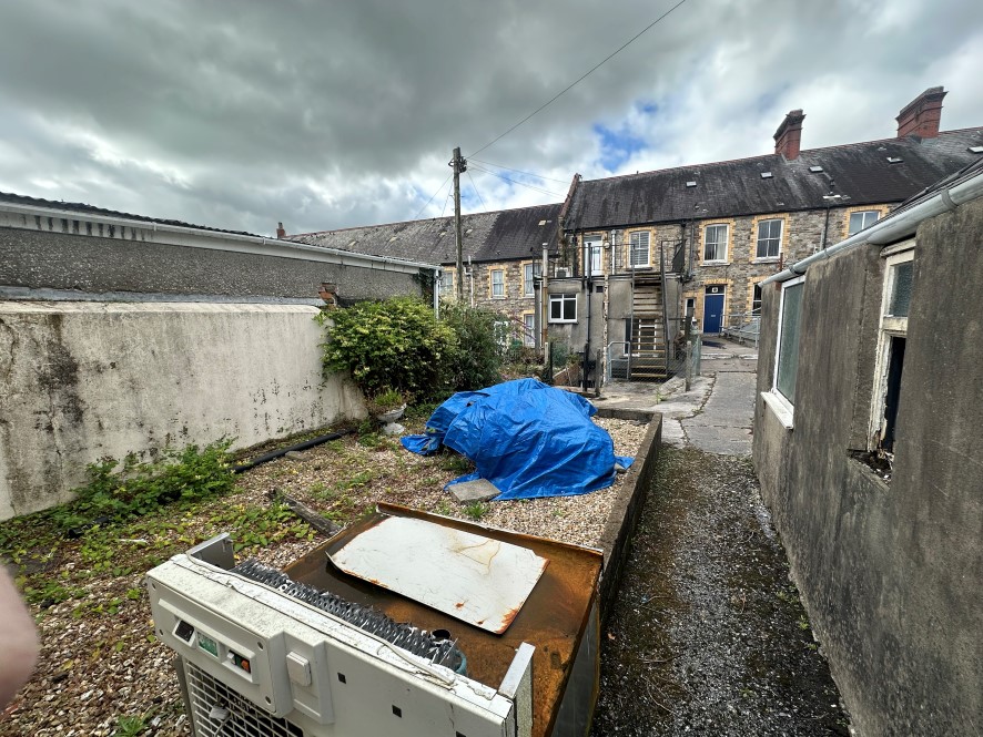 9-11 College Street, Ammanford, Carmarthenshire SA18 3AB