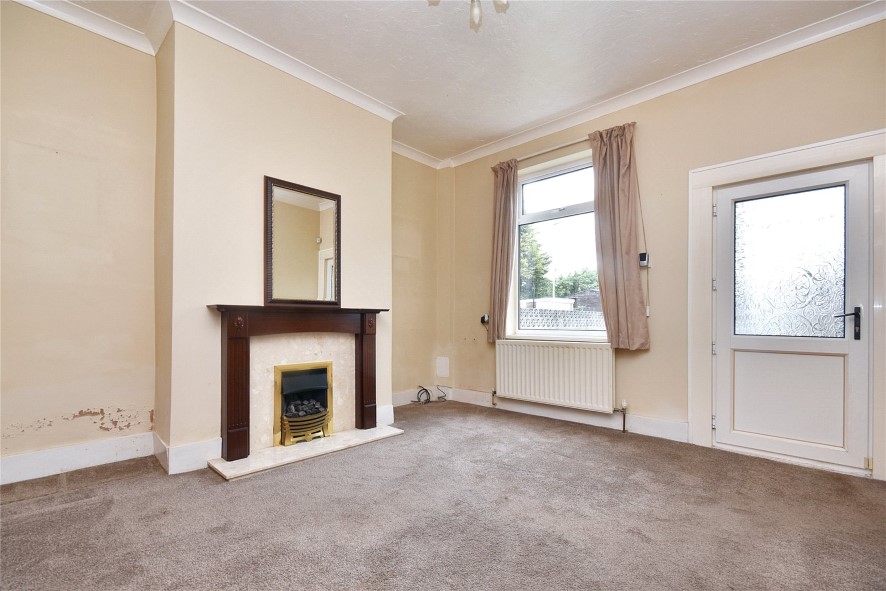 2 Warren Farm Cottages, Micklefield, Leeds, Leeds, West Yorkshire LS25 4BS