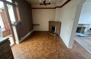 125 Linley Crescent, Romford, Essex, RM7 8RB