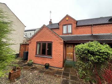Property for Auction in Leicestershire - 2 Union Passage, Ashby-De-La-Zouch LE65 1BW