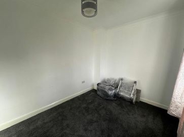 3 North Avenue, South Elmsall, Pontefract, West Yorkshire WF9 2HD