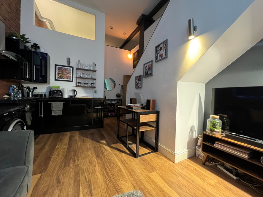 Flat 3, Lancaster House, 71 Whitworth Street, Manchester, M1 6LQ