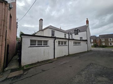 Blackadder Bar, 1 West High Street, Greenlaw, Duns, Berwickshire TD10 6XA