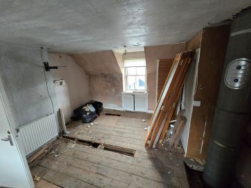 Blackadder Bar, 1 West High Street, Greenlaw, Duns, Berwickshire TD10 6XA