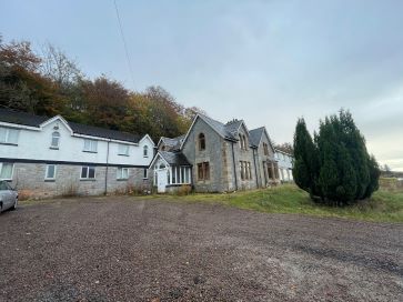Loch Linnhe House, Achintore Road, Fort William PH33 6RW