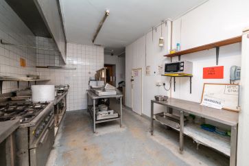 The Royal Hotel, 63 Broad Street, Fraserburgh, Aberdeenshire AB43 9AU