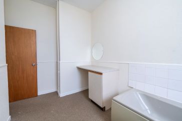 The Royal Hotel, 63 Broad Street, Fraserburgh, Aberdeenshire AB43 9AU