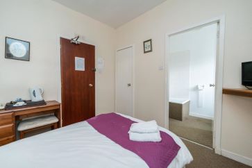 The Royal Hotel, 63 Broad Street, Fraserburgh, Aberdeenshire AB43 9AU