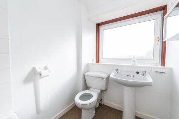 The Royal Hotel, 63 Broad Street, Fraserburgh, Aberdeenshire AB43 9AU