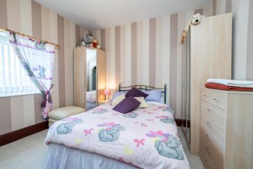 The Royal Hotel, 63 Broad Street, Fraserburgh, Aberdeenshire AB43 9AU