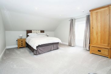 Drumlithie Inn,, Station Road, Drumlithie, Stonehaven, Kincardineshire AB39 3YT