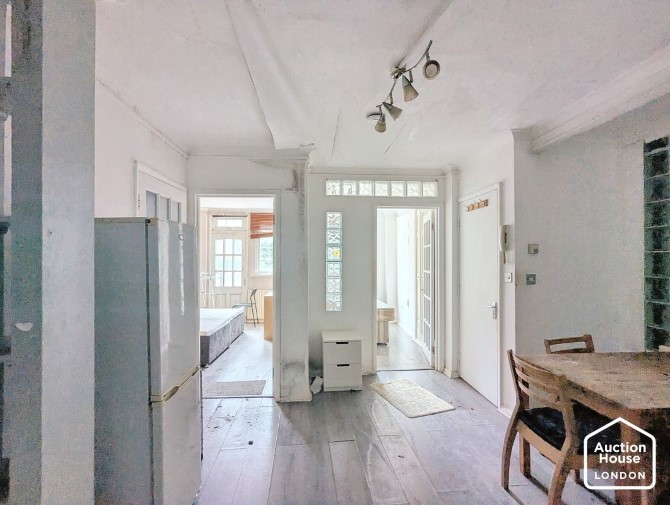 Lot Image