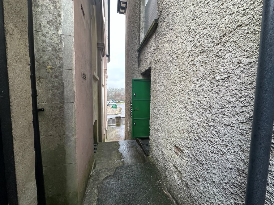 Hill Park School House, Prendergast, Haverfordwest, Pembrokeshire SA61 2PW