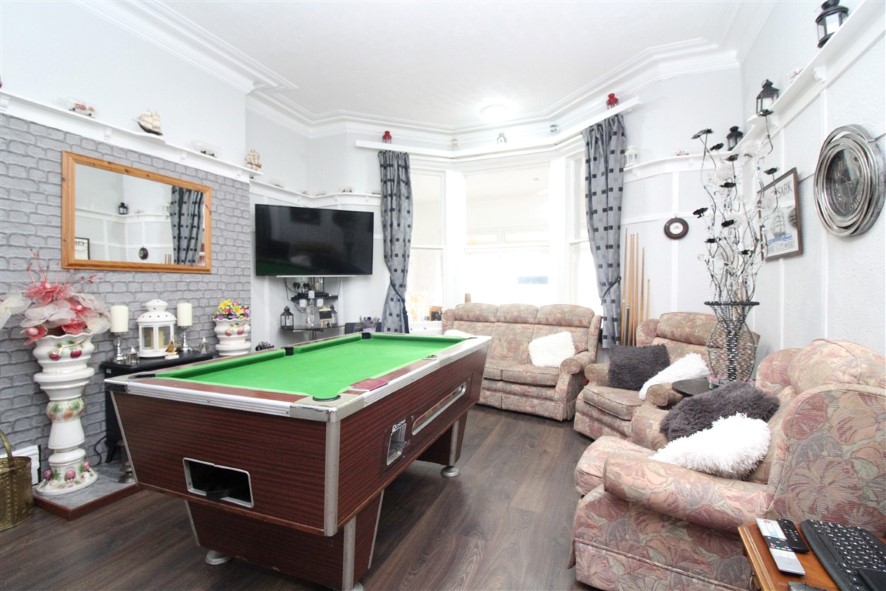 Somerville Hotel, 72 Station Road, Blackpool, Lancashire FY4 1EU