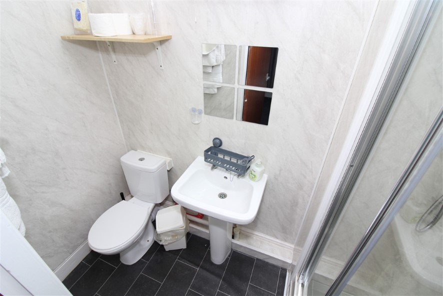 Somerville Hotel, 72 Station Road, Blackpool, Lancashire FY4 1EU