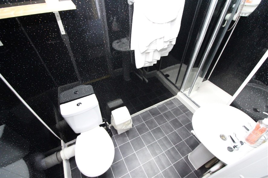 Somerville Hotel, 72 Station Road, Blackpool, Lancashire FY4 1EU