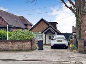 Property for Auction in London - 253 Belper Road, Stanley Common, Ilkeston, Derbyshire, DE7 6FY