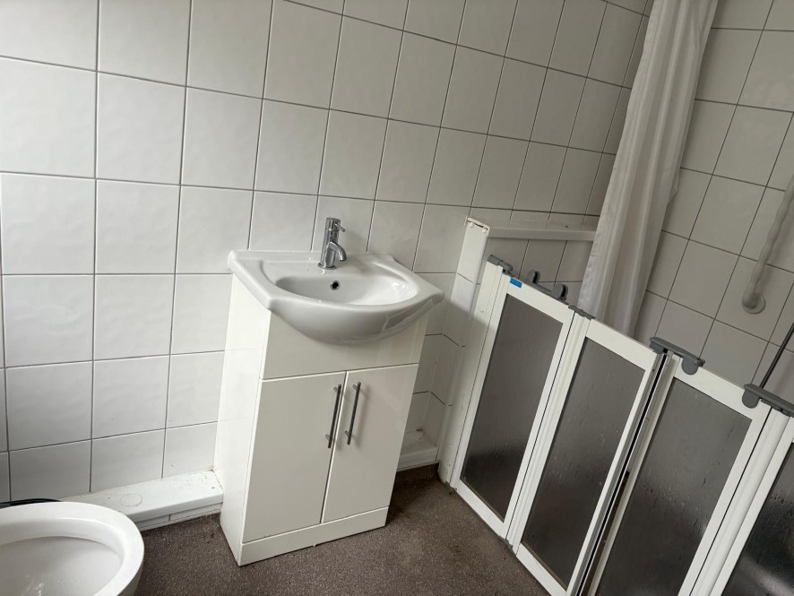 33 Dumfries Street, Treherbert, Rhondda Cynon Taff CF42 5PP