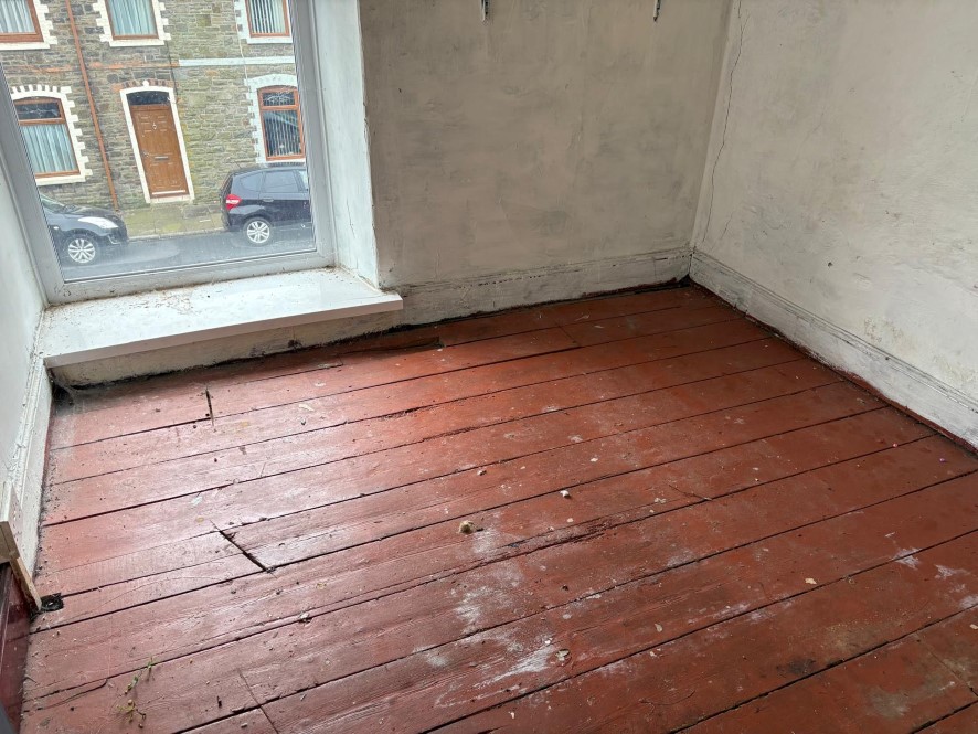 33 Dumfries Street, Treherbert, Rhondda Cynon Taff CF42 5PP