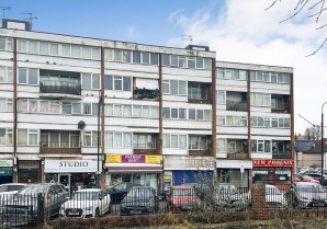 Property for Auction in London - 35 Princesses Parade, Waterside, Crayford, Dartford, Kent, DA1 4JD