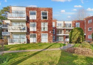 Property for Auction in London - Flat 19 Water Gardens, 49-51 Wellington Road, Bournemouth, Dorset, BH8 8JJ