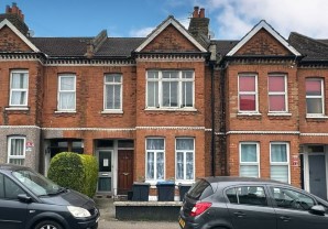 Property for Auction in London - 238 Northwood Road, Thornton Heath, Surrey, CR7 8HT