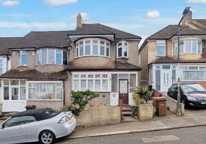 Property for Auction in London - 11 Cranleigh Gardens, Chatham, Kent, ME4 6UN