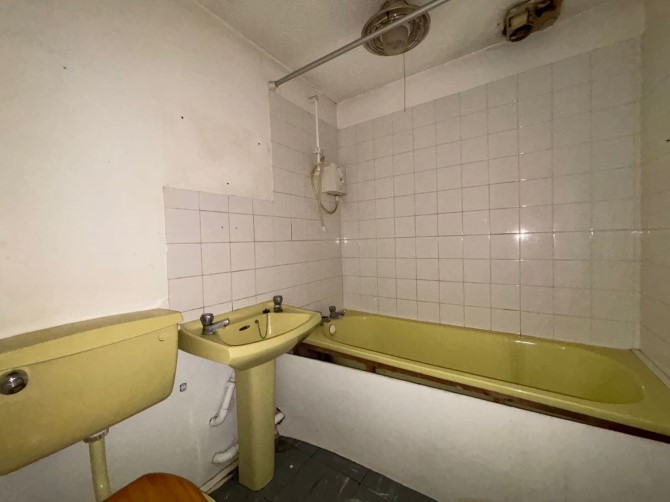 Lot Image