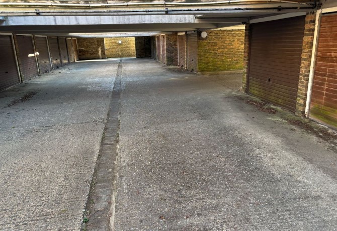 Lot Image
