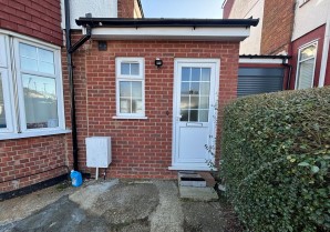 Property for Auction in London - 14A Fernside Avenue, Mill Hill, London, NW7 3BD