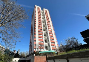 Property for Auction in London - Flat 4 Kelvedon House, Guildford Road, Stockwell, London, SW8 2DN