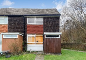 Property for Auction in London - 8 Heathcroft Lawn, Leeds, West Yorkshire, LS11 8UE