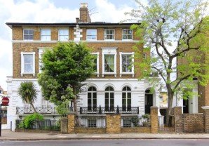 Property for Auction in London - Flat 1, 54 North Side Wandsworth Common, Wandsworth, London, SW18 2SL
