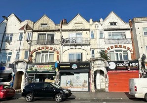 Property for Auction in London - 208A London Road, Croydon, Surrey, CR0 2TE