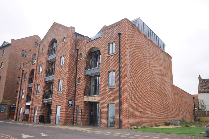 Lot Image