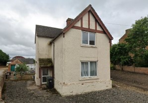 Property for Auction in London - 67 Main Street, Sedgeberrow, Evesham, Worcestershire, WR11 7UE